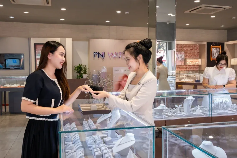 PNJ thay đổi chính sách mua lại vàng 9999, thanh toán thành 5 đợt trong 120 ngày