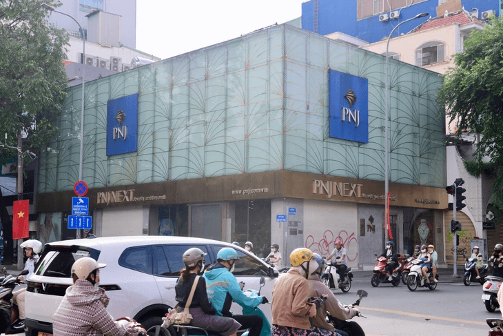 PNJ đã chi hơn 7.000 tỉ đồng mua lại kim cương và vàng từ khách hàng