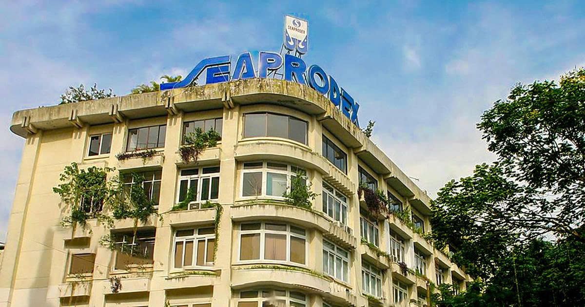 Seaprodex không đáp ứng điều kiện công ty đại chúng khi 95,85% quyền biểu quyết được nắm giữ bởi ba cổ đông lớn