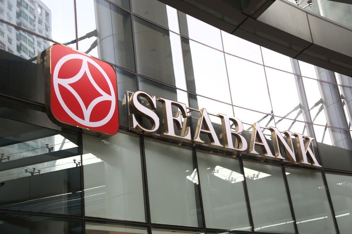 Người nhà lãnh đạo SeABank chi mạnh tay gom 5 triệu cổ phiếu SSB