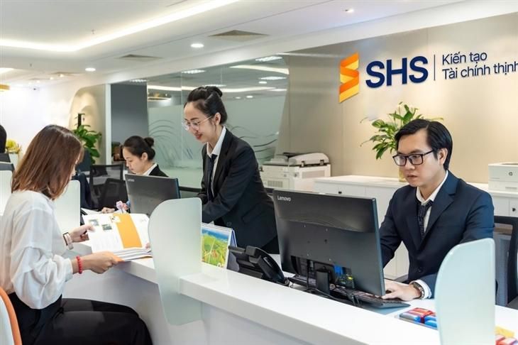 Loạt cổ phiếu SHS, PVT, HPG được khuyến nghị mua