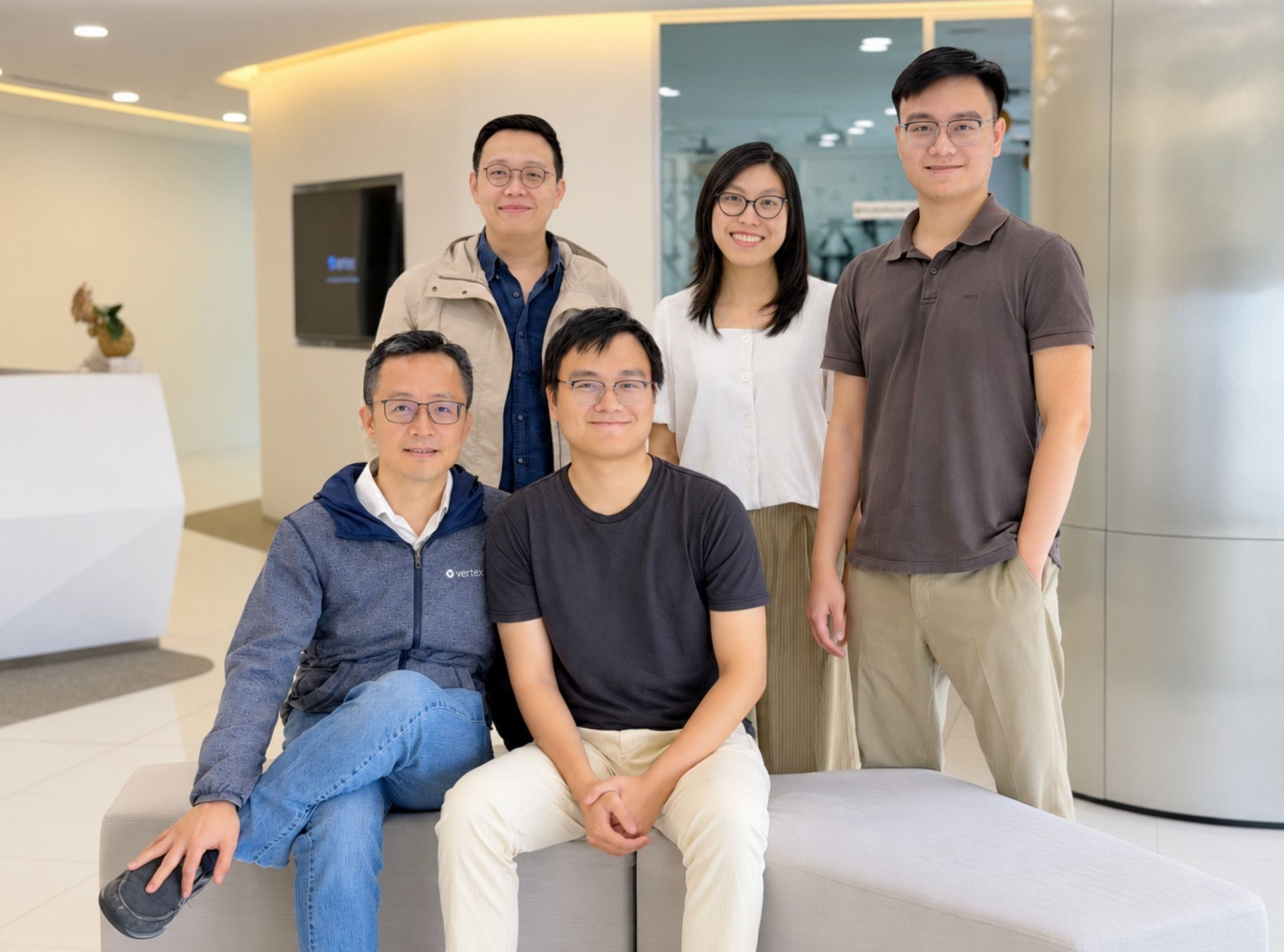Startup AI của người Việt huy động 3 triệu USD phát triển 'trí tuệ tự cải thiện'