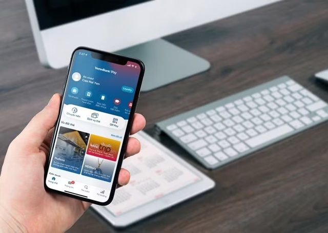 Cashless payments accelerate as banking digitization deepens