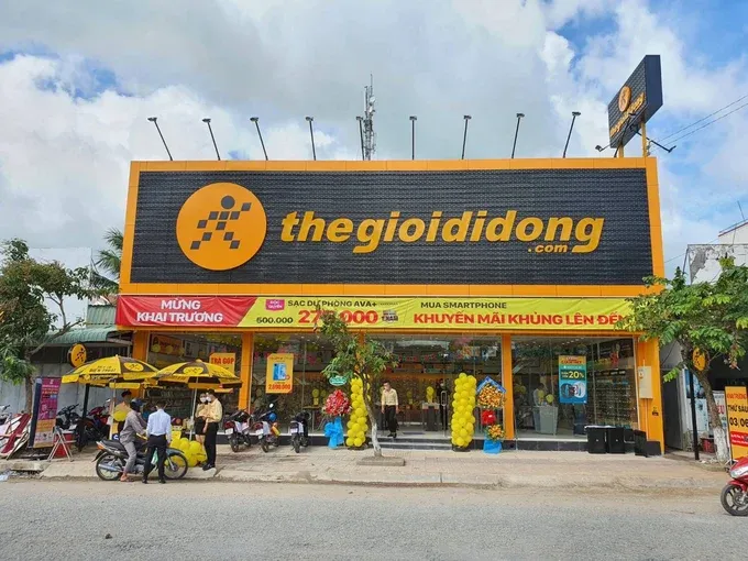 Chủ tịch Thế giới Di động đã mua vào 1 triệu cổ phiếu