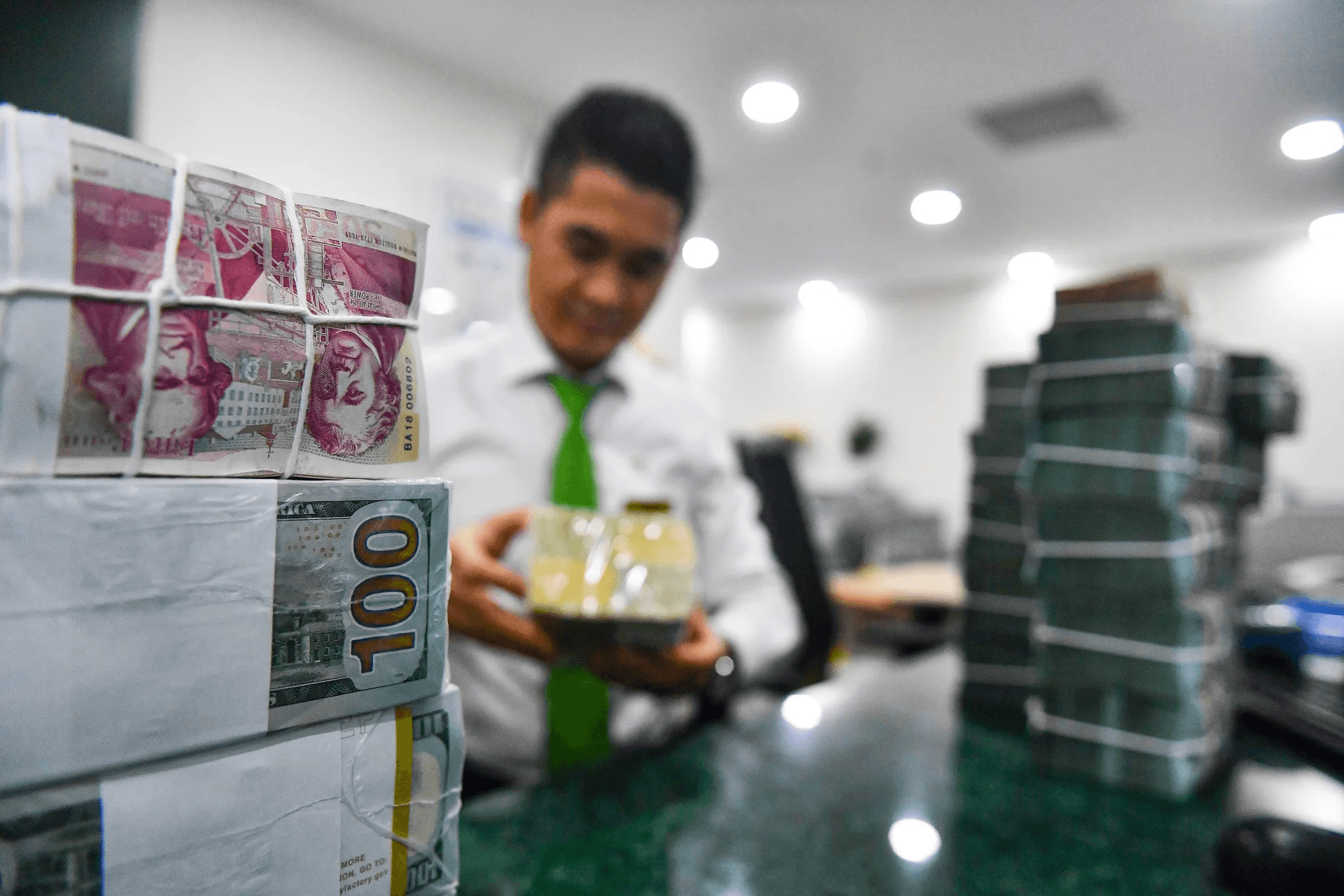 Lãi vay ngân hàng giảm đồng loạt sau chỉ đạo của Ngân hàng Nhà nước