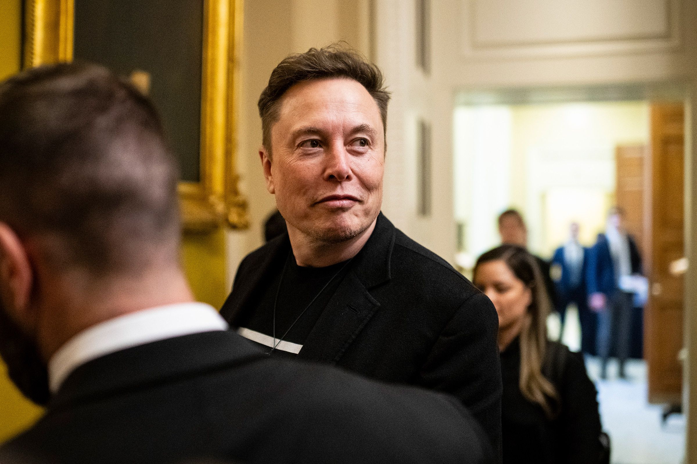Elon Musk “bỏ túi” hơn 160 tỷ USD trong 1 ngày,