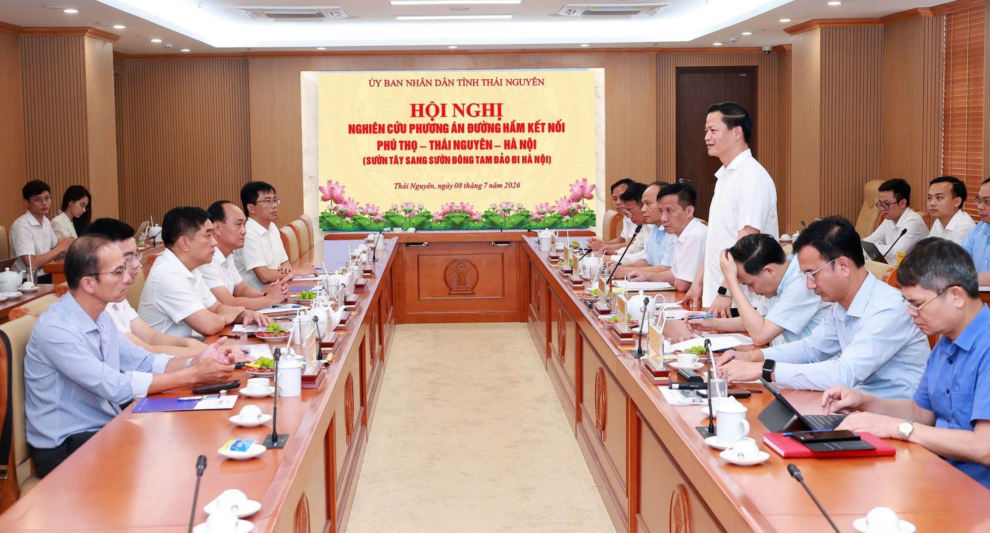 Mountain tunnel to connect Hanoi with Tam Đảo region, dubbed the 'land of the top tea', Deo Ca to lead project