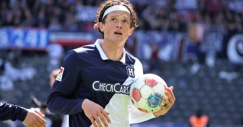VfL Wolfsburg signs Fabian Reese from Hertha BSC for a reported £9 million