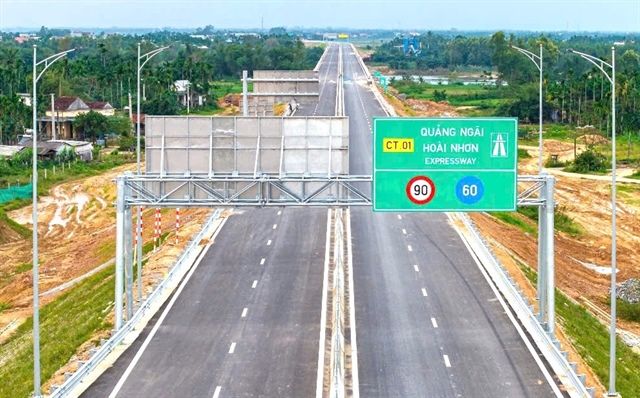 Đề xuất mở rộng các tuyến cao tốc phân kỳ với vốn gần 500 nghìn tỷ đồng
