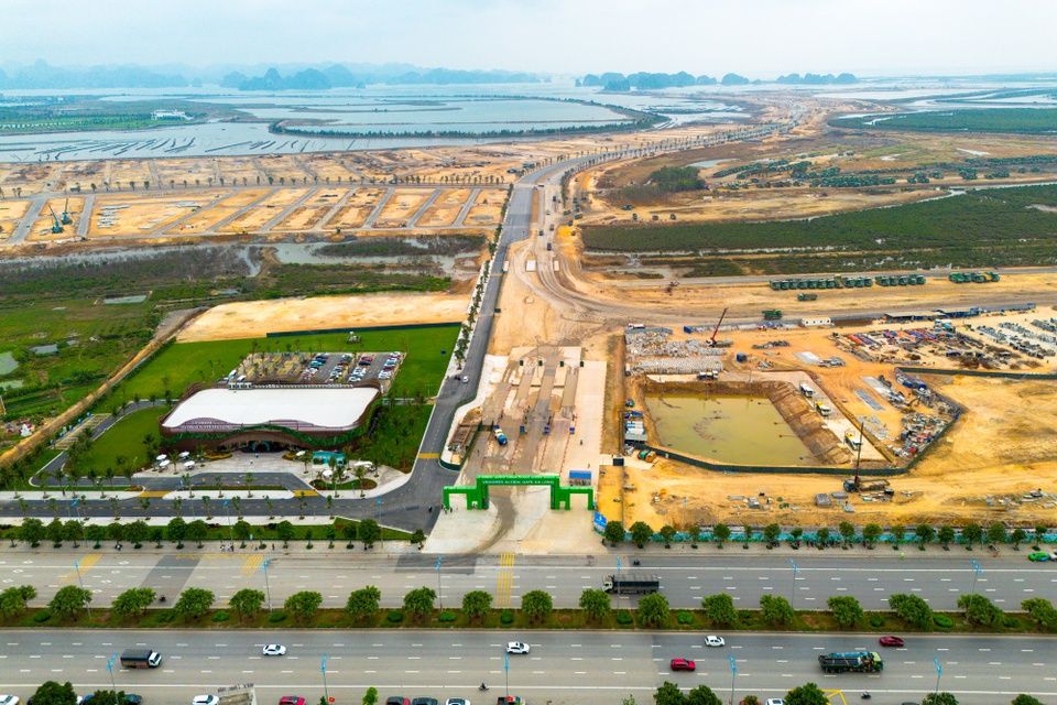 vinhomes_global_gate_ha_long.jpg
