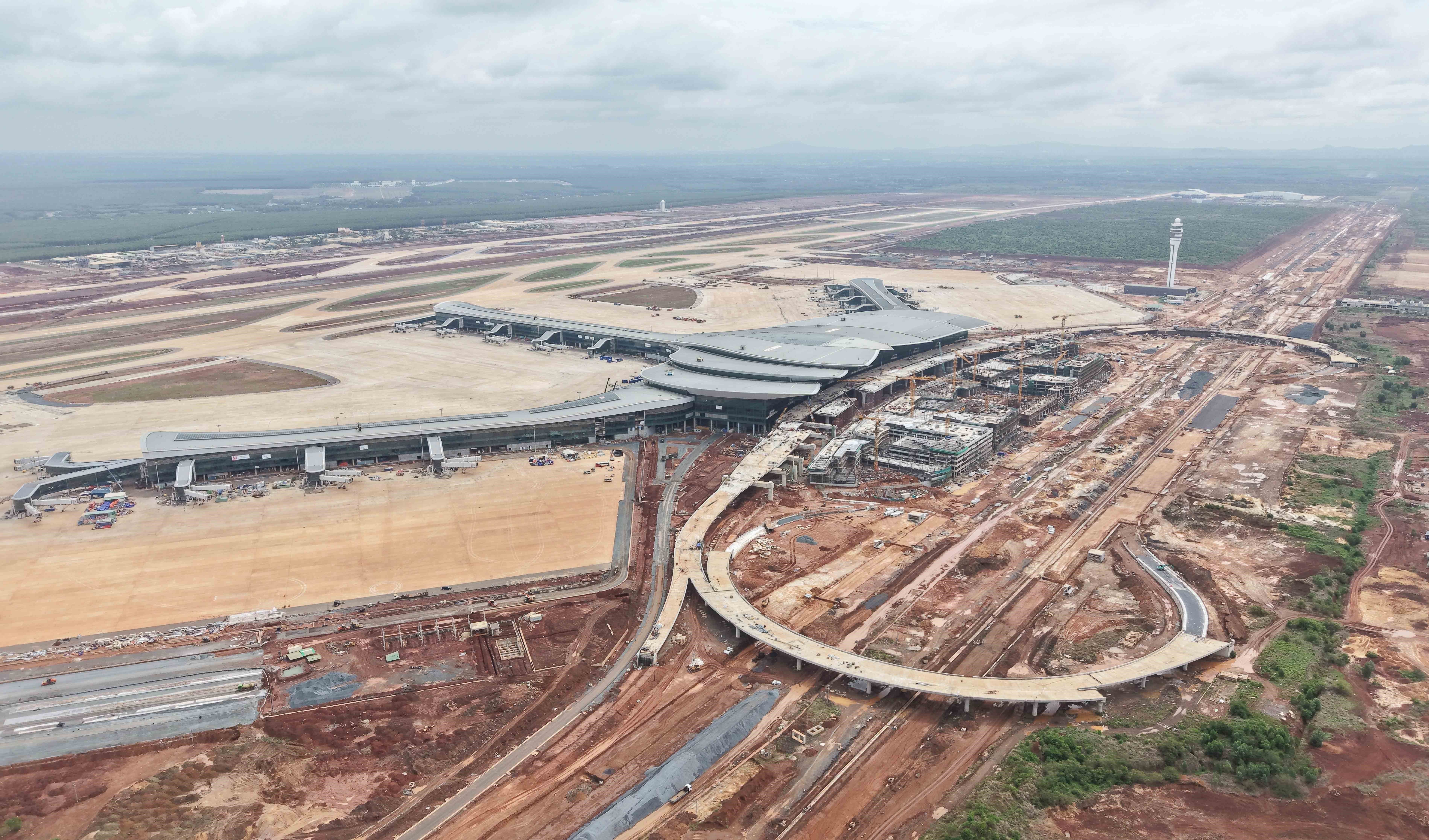 vna_potal_nhieu_hang_muc_lon_tai_san_bay_long_thanh_sap_hoan_thanh_8899782.jpg