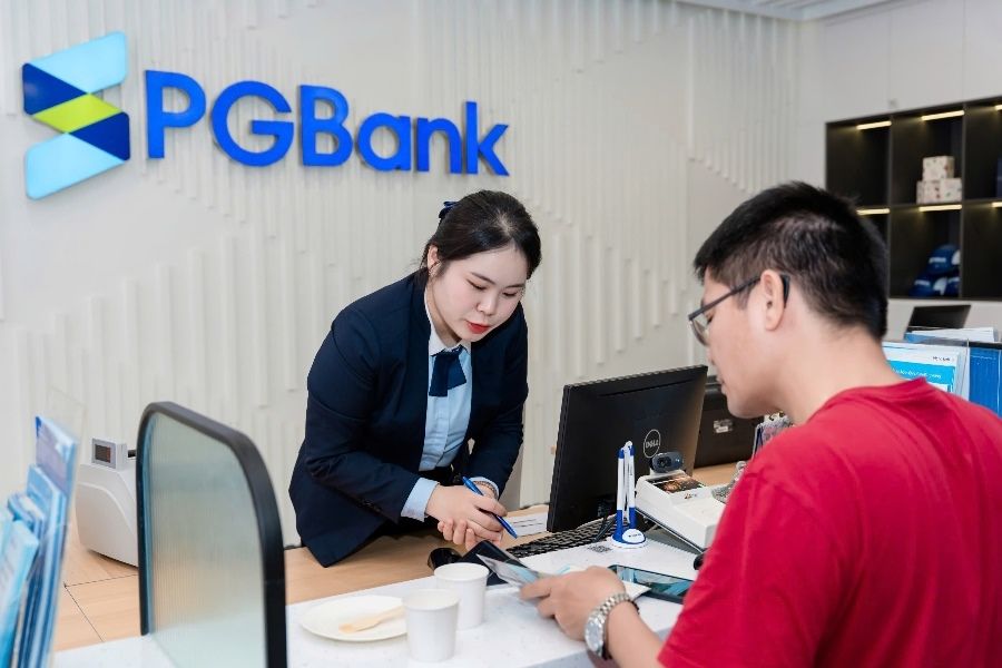 6 tháng đầu năm 2026, lợi nhuận trước thuế PGBank tăng gần 66%