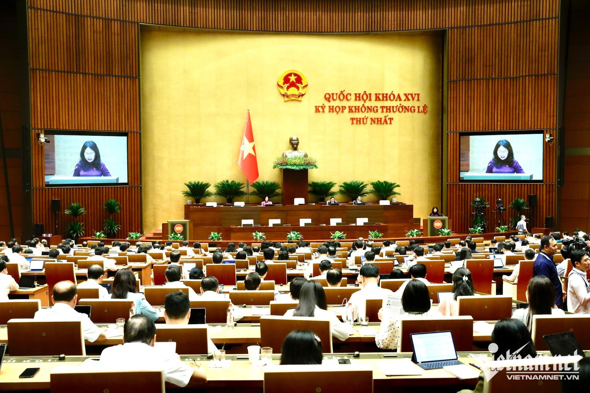 Quốc hội đồng ý di chuyển 2 di tích ở Bắc Ninh để làm đường nối sân bay Gia Bình