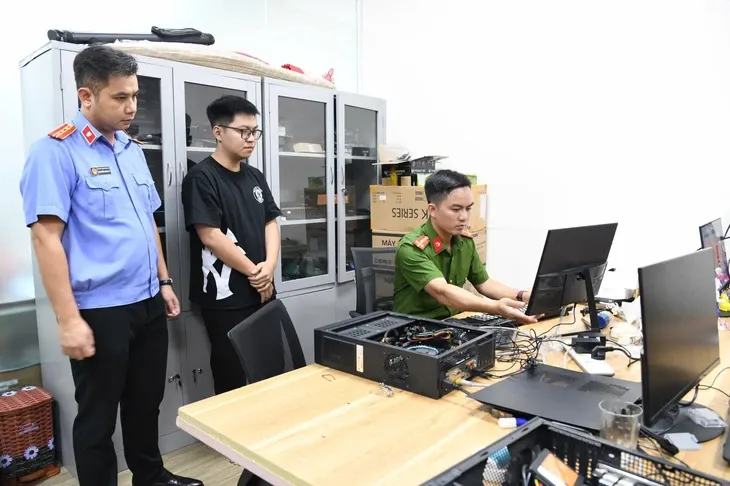 Việt Nam lần đầu khởi tố vụ án vì sử dụng Windows, Office không bản quyền