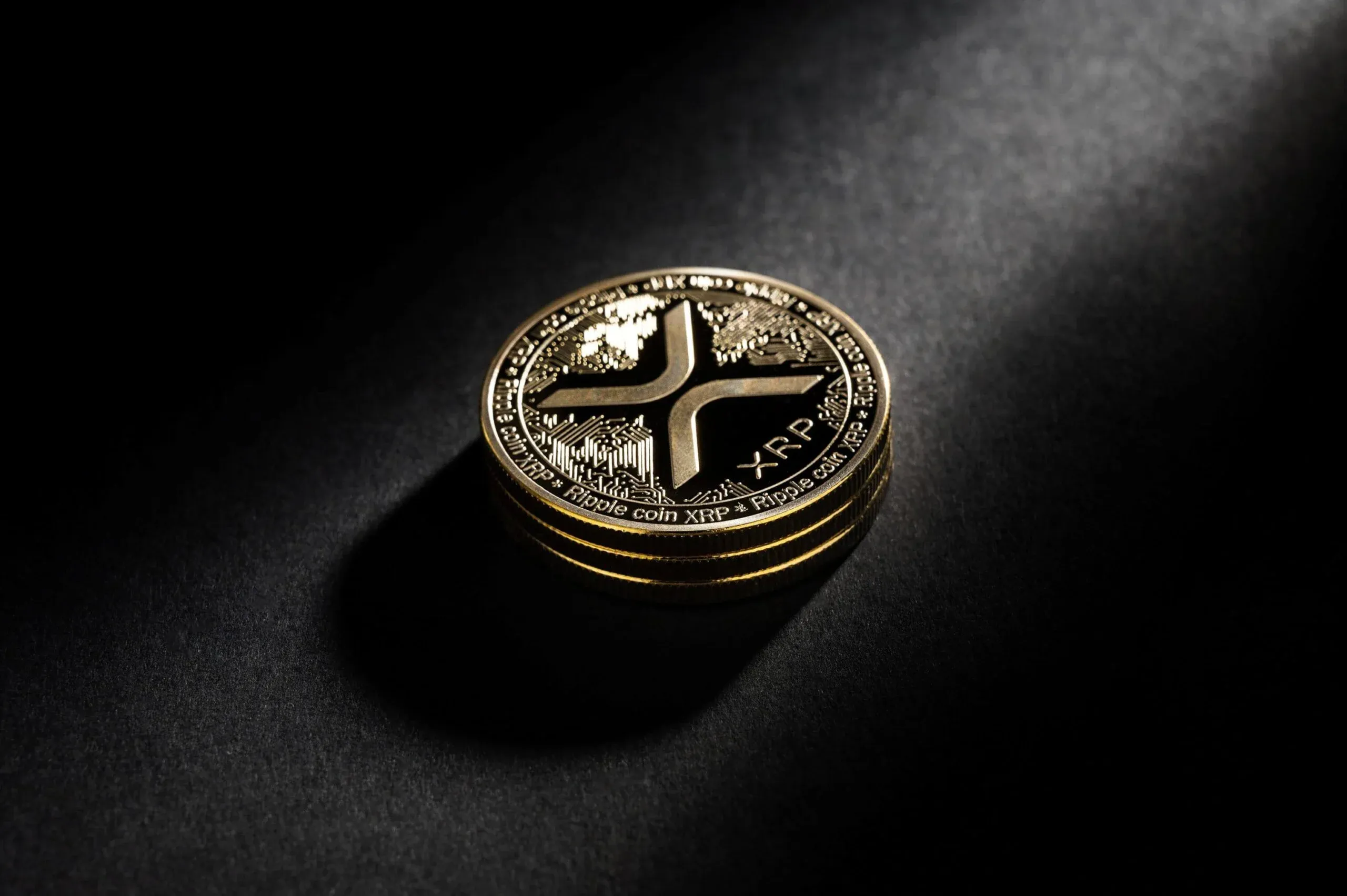 Phân tích giá XRP: bán tháo của cá voi đạt mức thấp nhiều năm trong bối cảnh nhu cầu ETF tăng