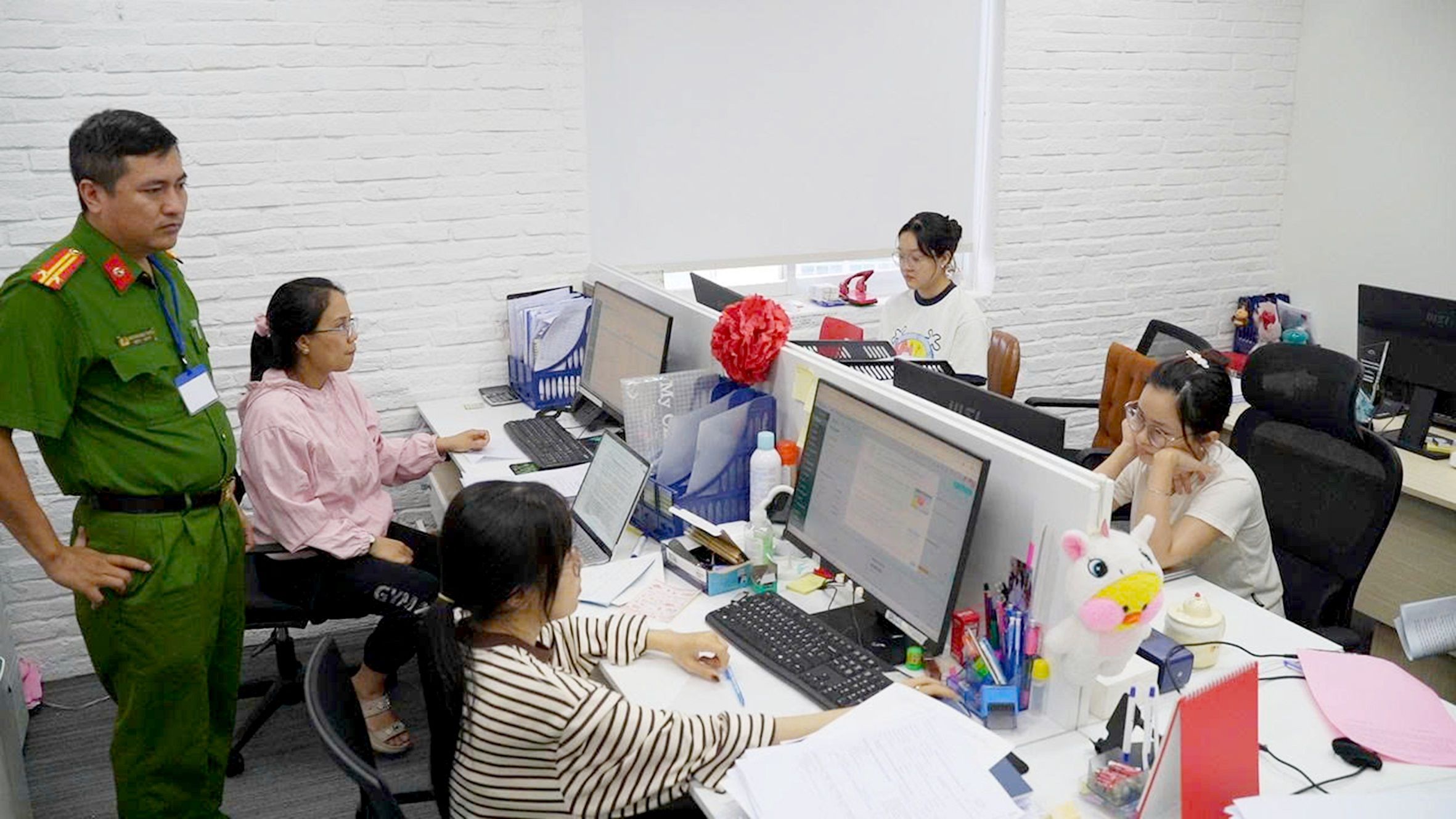 Vụ bẫy kỳ nghỉ: Có đòi lại được tiền bị lừa không?